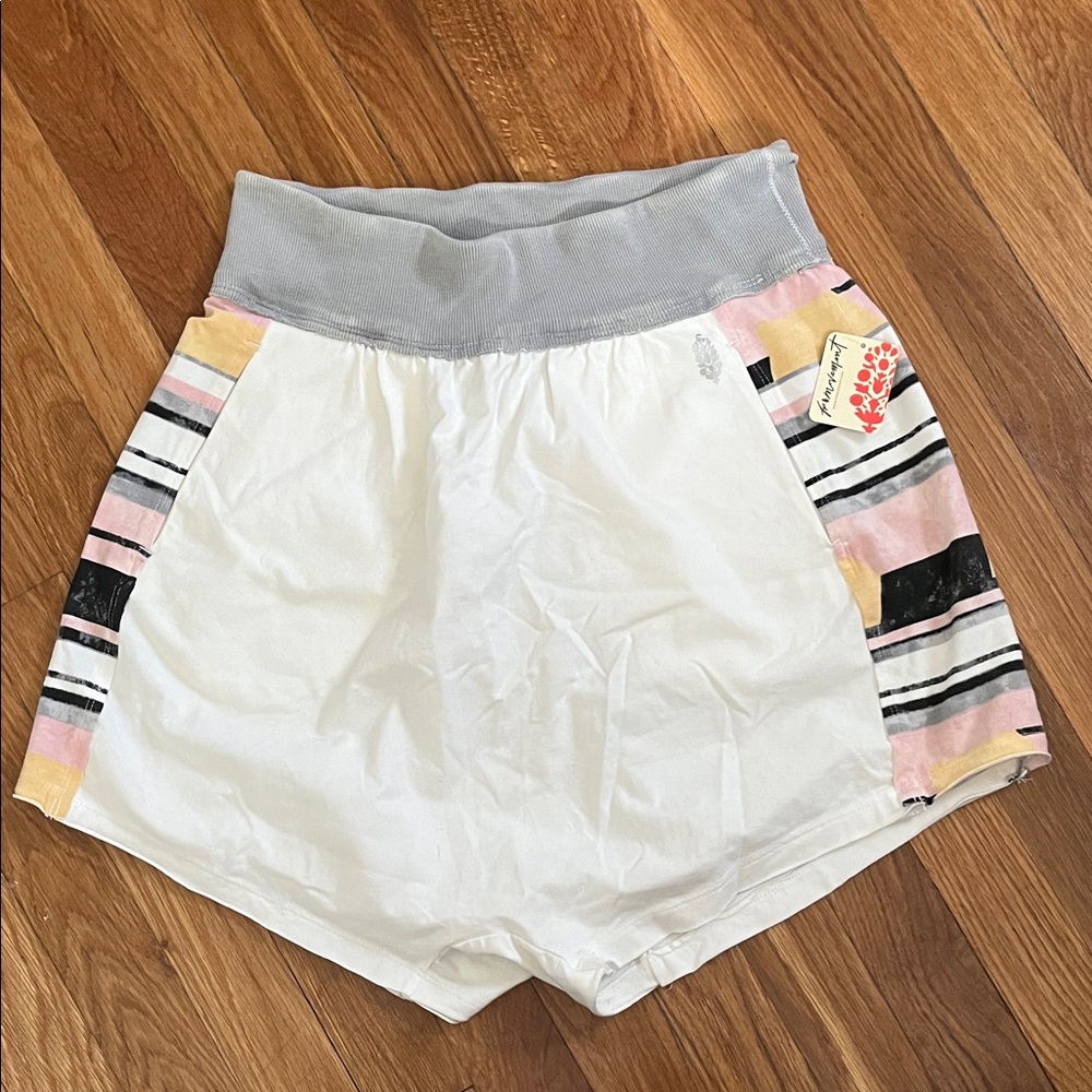 FP movement printed hot shot shorts NWT S